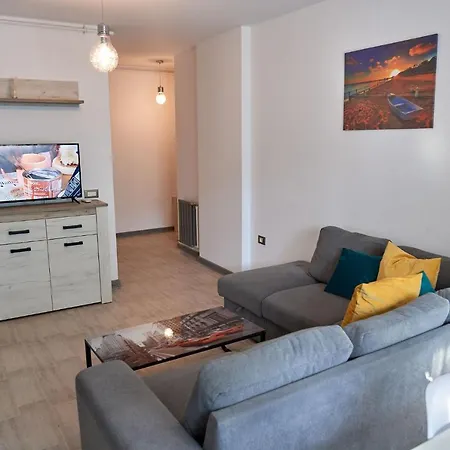 Glamour Sea View Family - N Pools