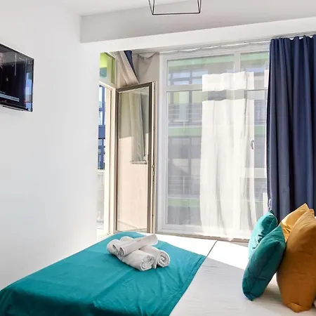 Apartment Glamour Sea View Family - N Pools