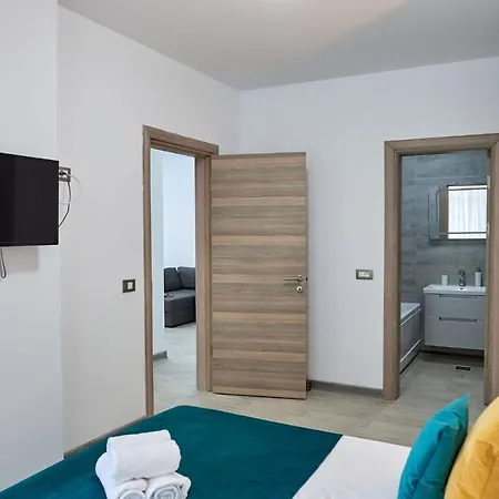 Apartment Glamour Sea View Family - N Pools Mamaia