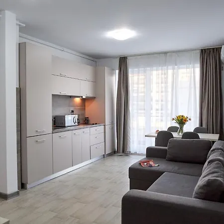 Glamour Sea View Family - N Pools Apartment *